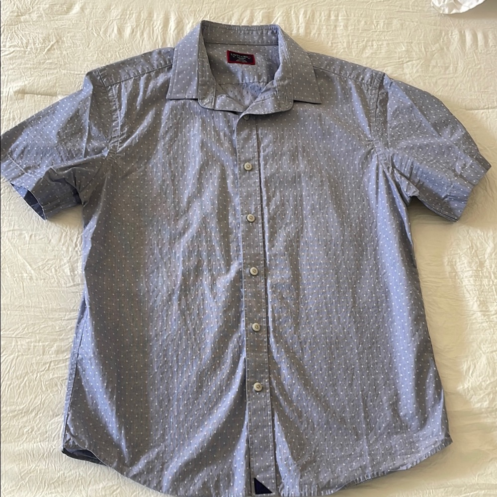 UntuckiTMen's Blue Short Sleeve Shirt